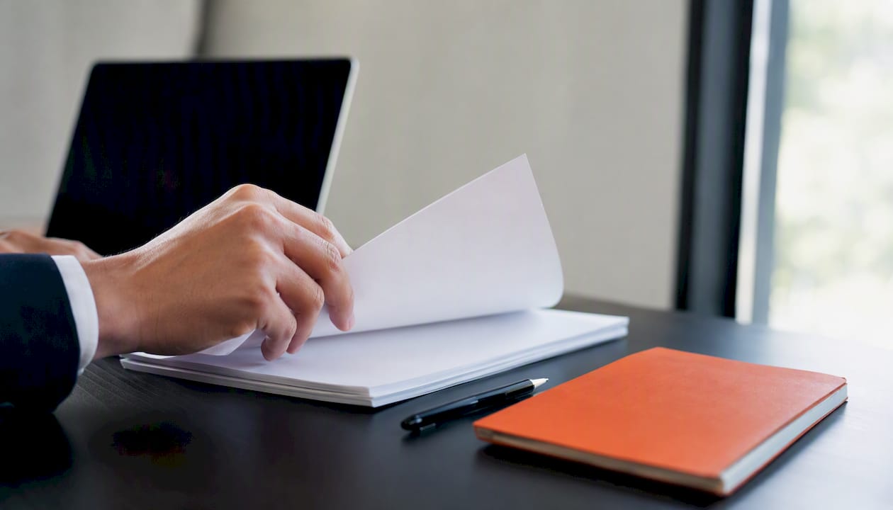 Clauses contractuelles IA fournisseurs : guide pour juristes et achats